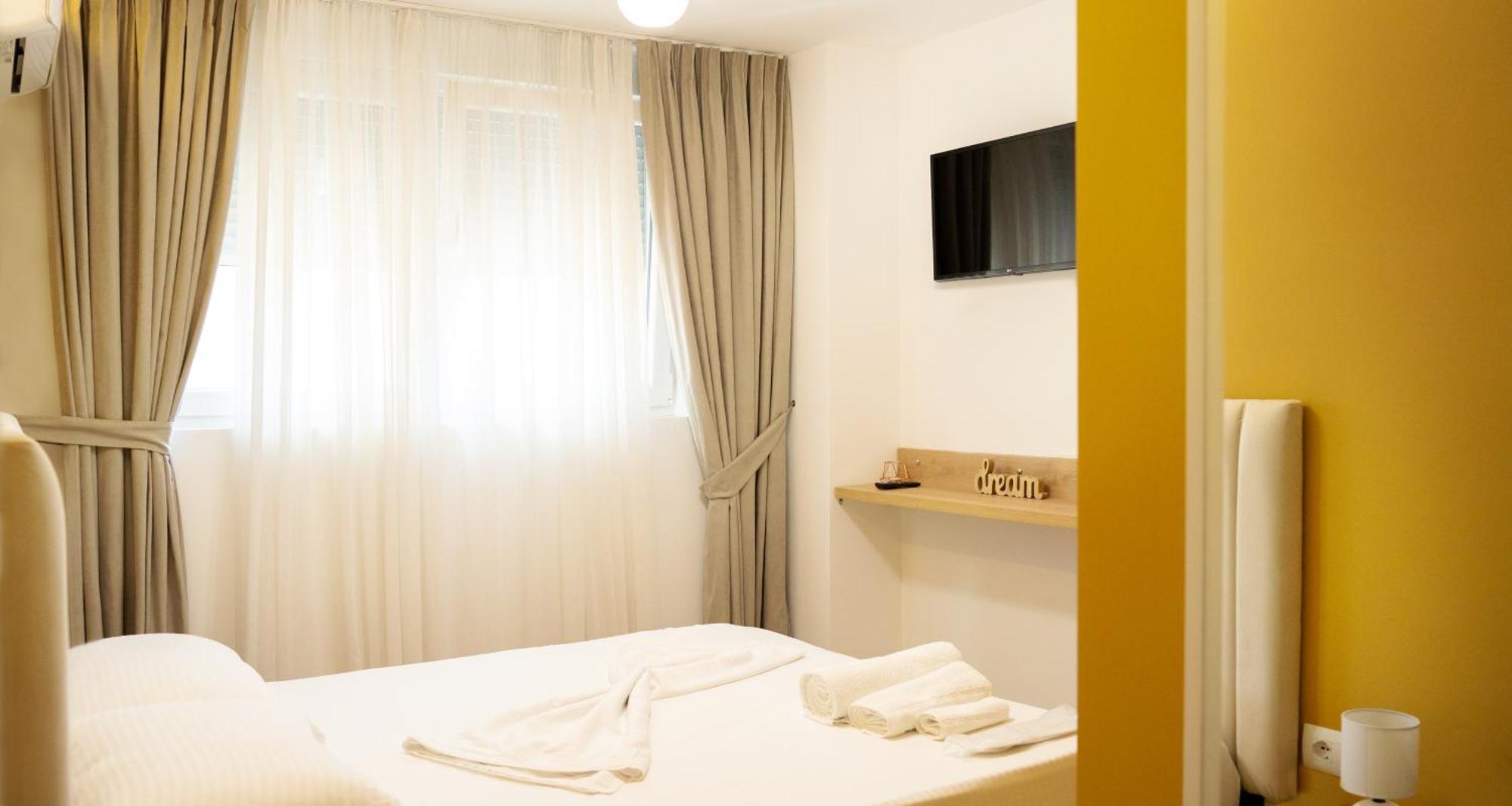 Hotel Luris Golem  Eksteriør billede